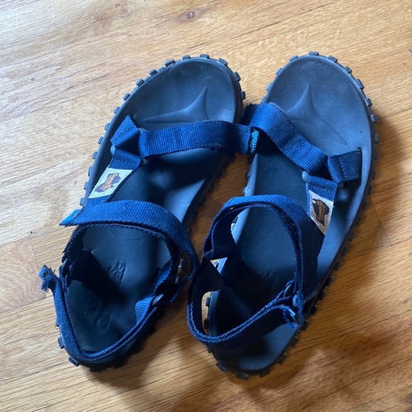 gumbies Other - Gumbies strap sport sandals Aussie size 10 or 43, navy blue